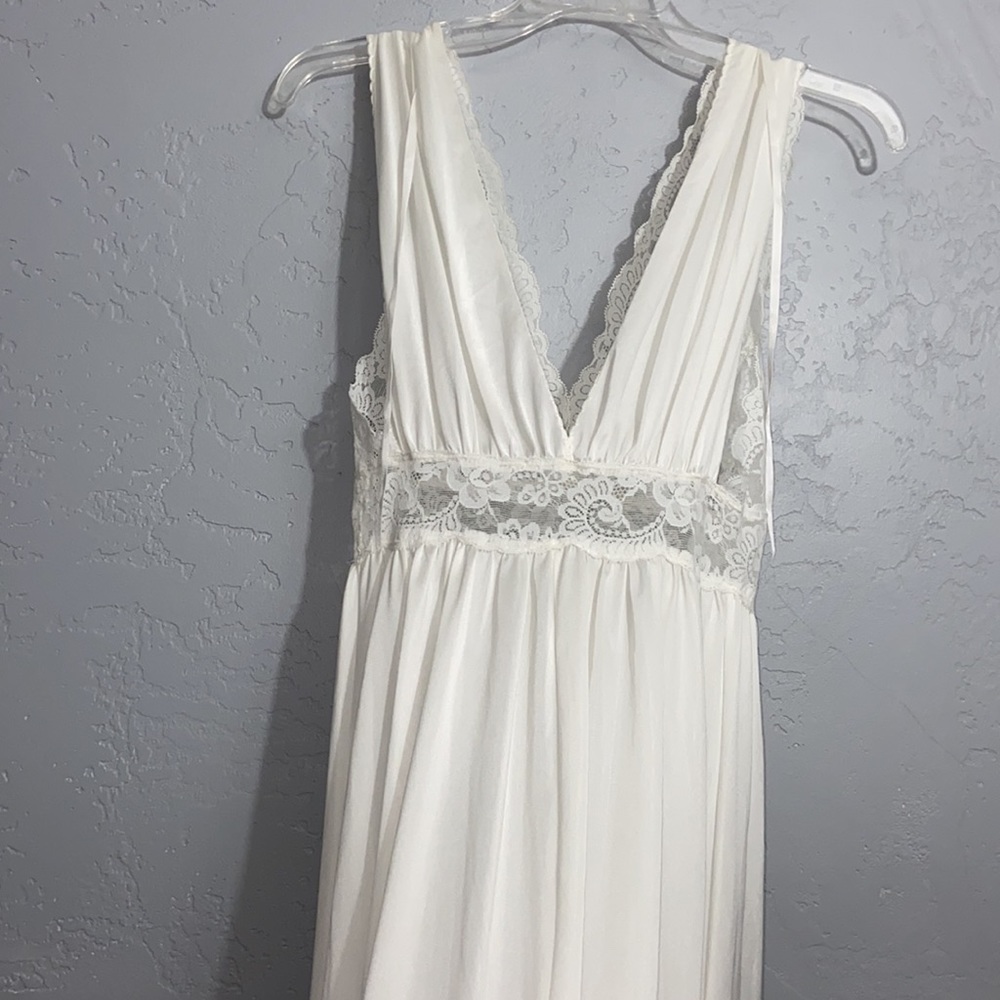 Vintage Olga Lace Front Waist Long Nightgown Bridal Lingerie Size Small - Picture 10 of 16